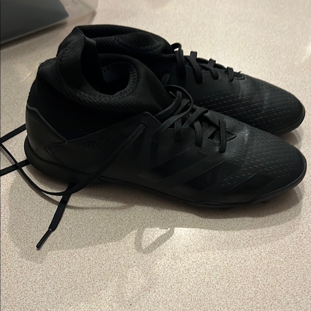 Adidas Men's Black Soccer Shoes